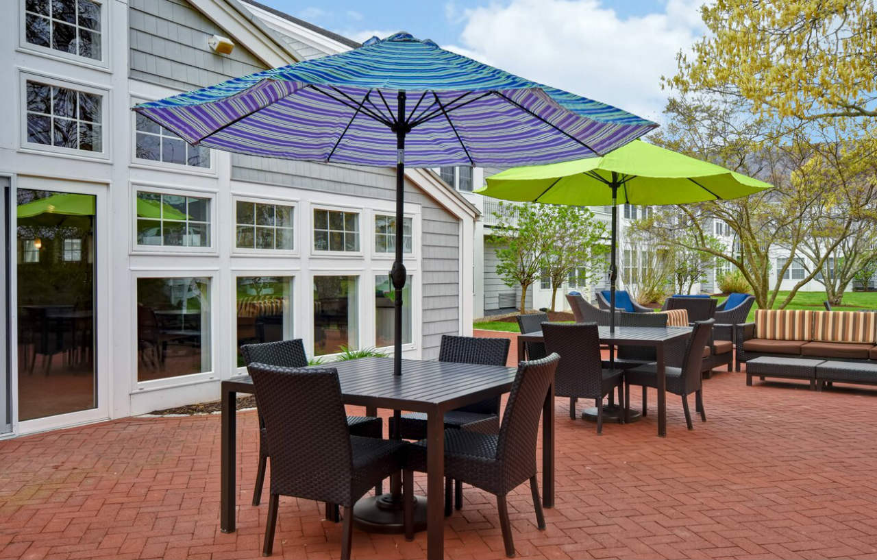 Courtyard Cape Cod Hotel 3*